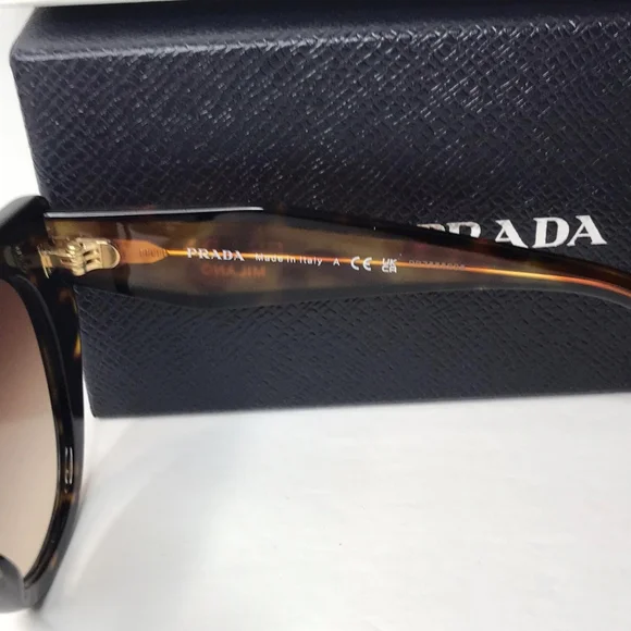 Authentic New PR14WS 2AU6S1 Prada Women display picture 2